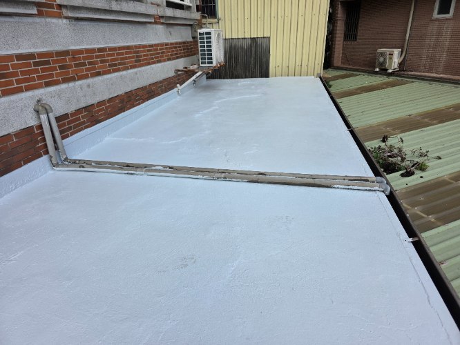 11406崇學路寒舍圓頂防水工程